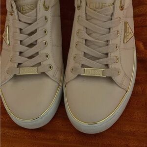 Guess Cream Sneakers Classic Design